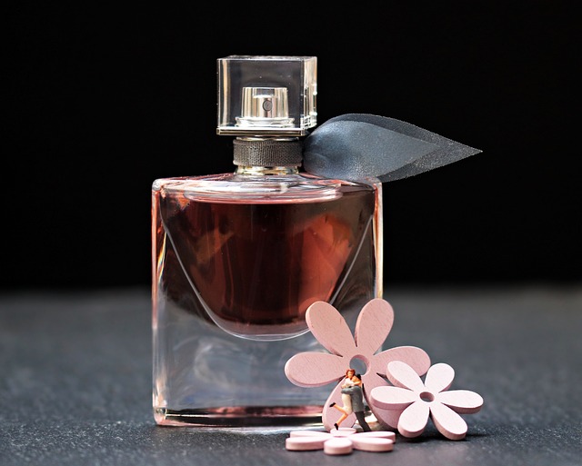 De reis van parfum: van oorsprong en productie tot variëteiten en voordelen